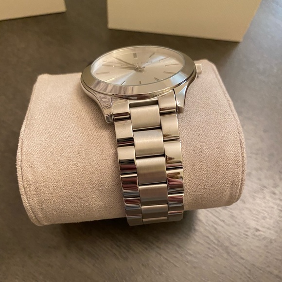 Michael Kors Women’s Watch main image 4